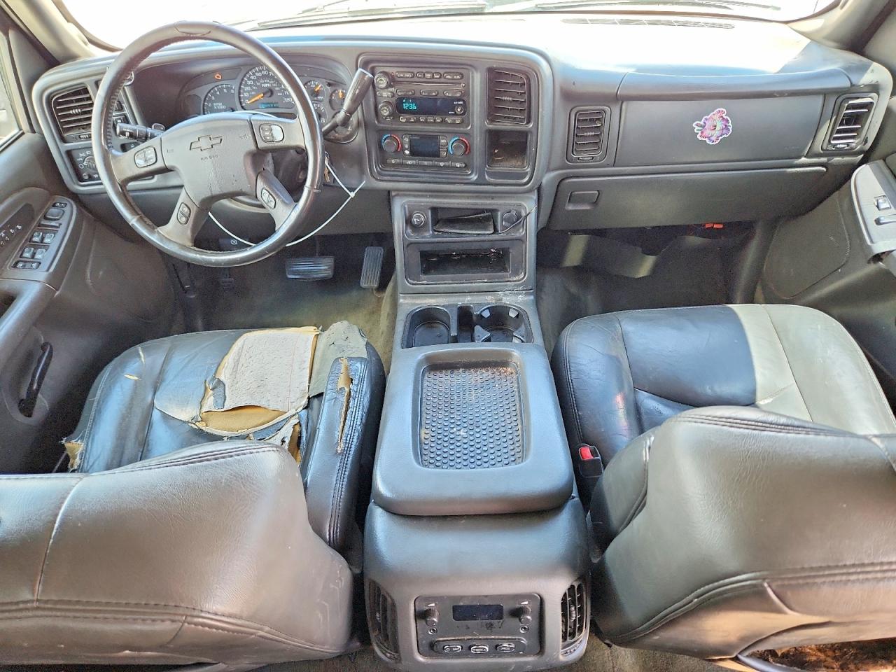 2004 CHEVROLET SILVERADO K1500 photo 22