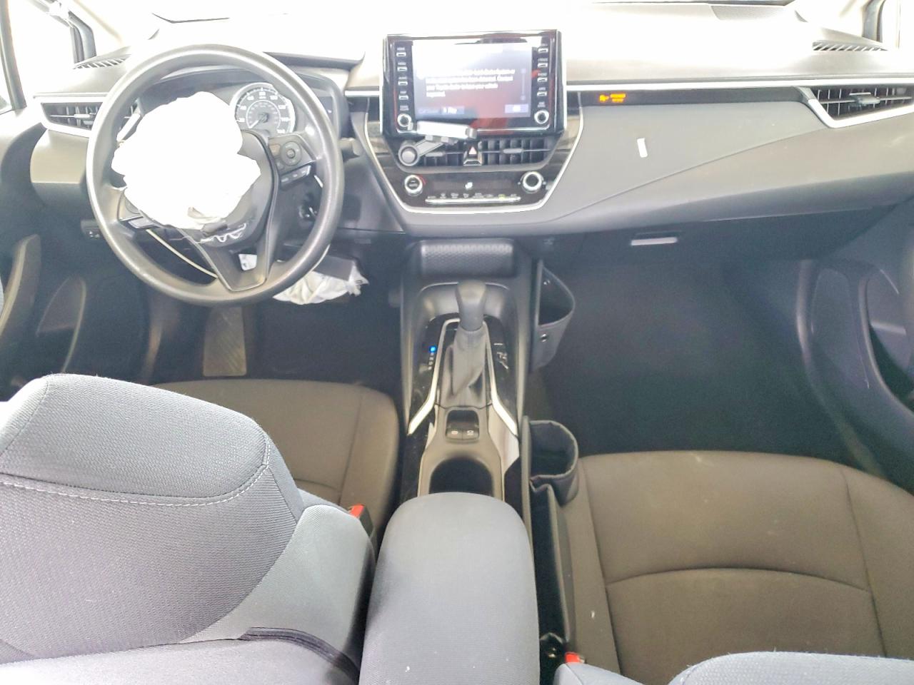 2020 TOYOTA COROLLA LE photo 15