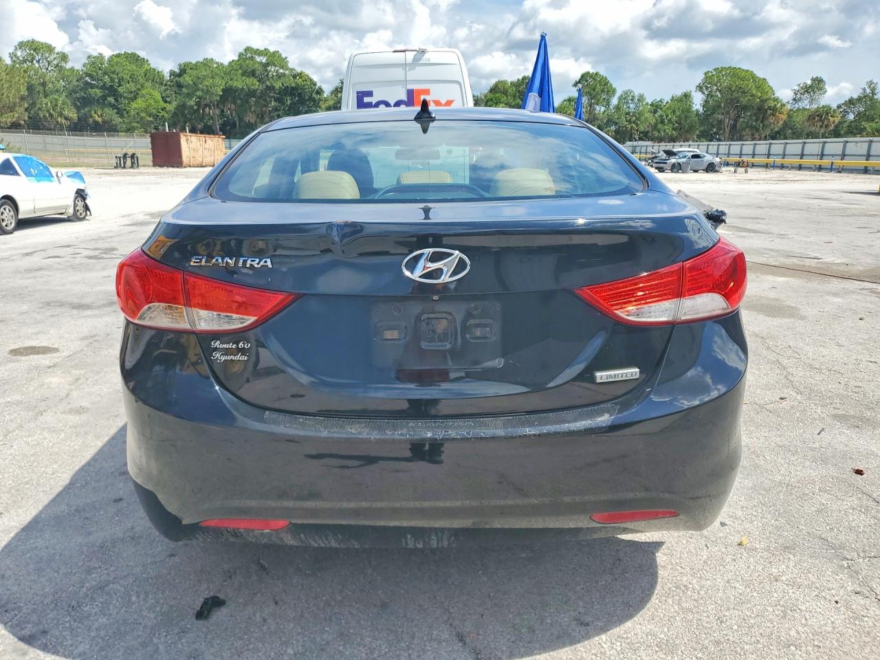 2013 HYUNDAI ELANTRA LIMITED photo 16