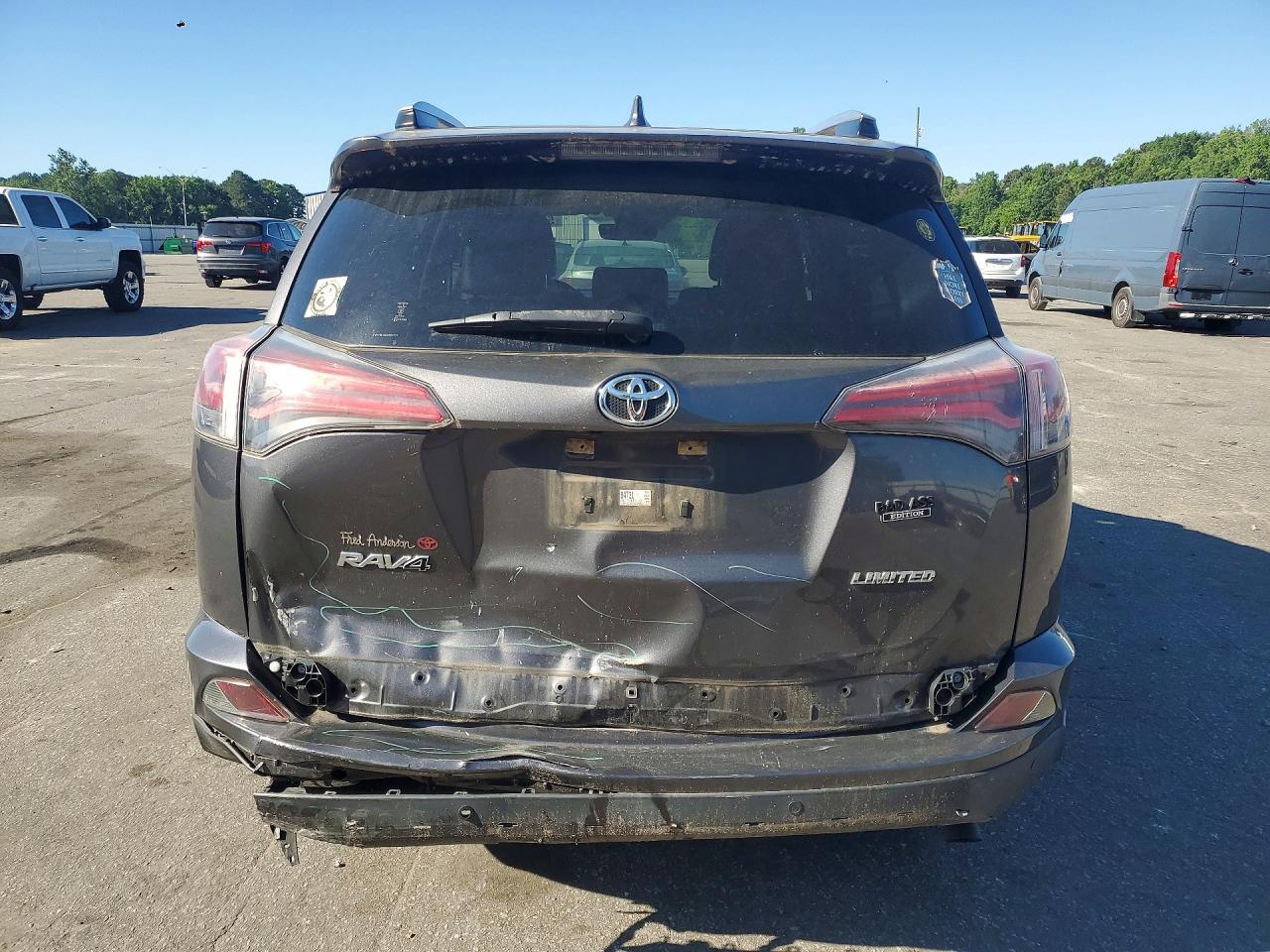 2016 TOYOTA RAV4 LIMITED photo 11