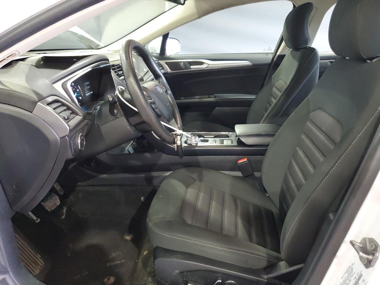 2019 FORD FUSION SE photo 13