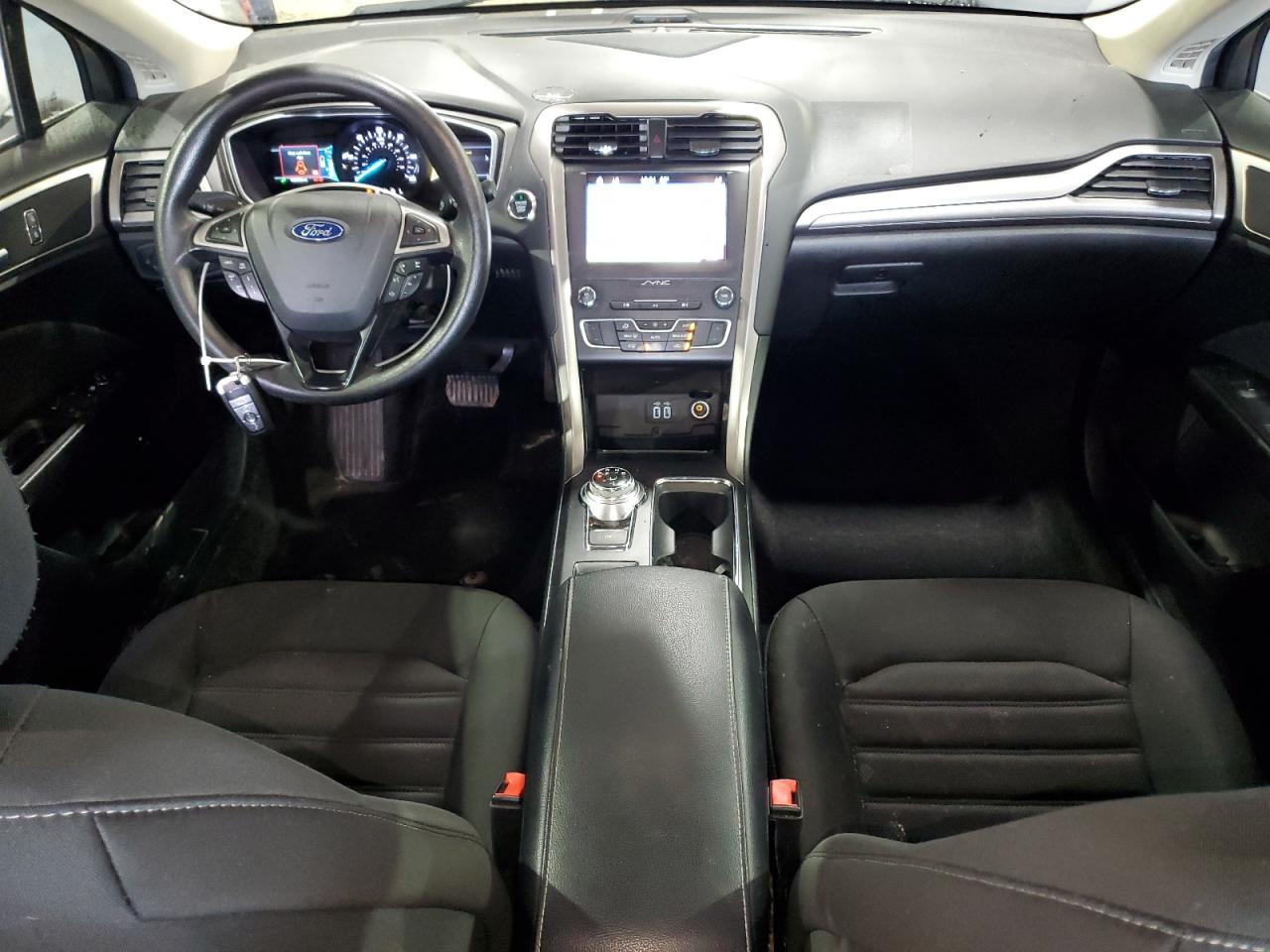 2019 FORD FUSION SE photo 15