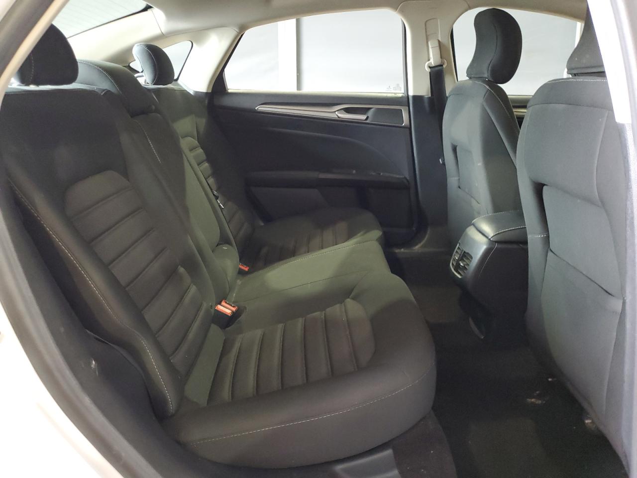 2019 FORD FUSION SE photo 19