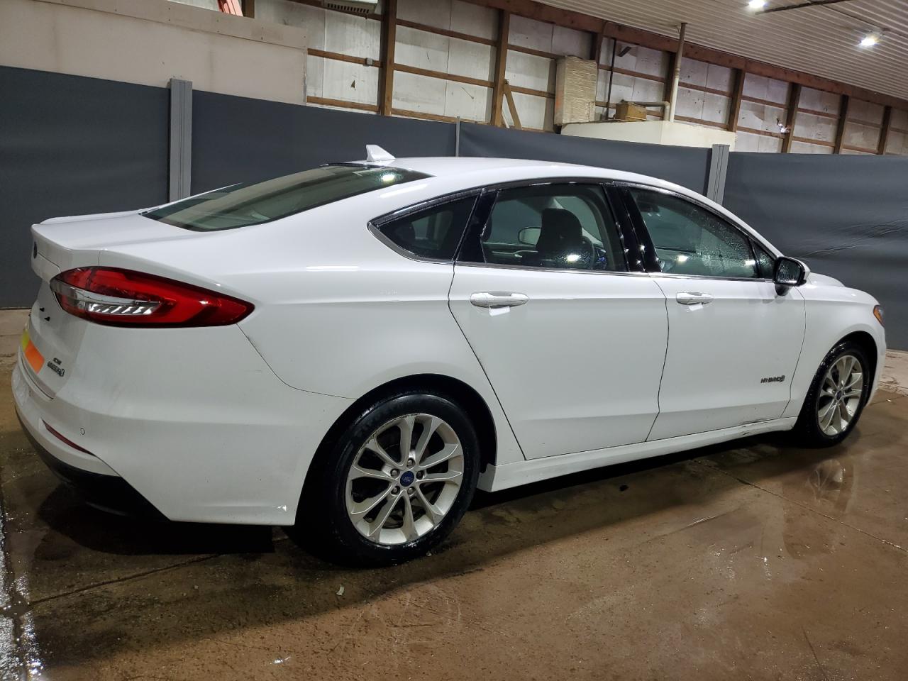 2019 FORD FUSION SE photo 5