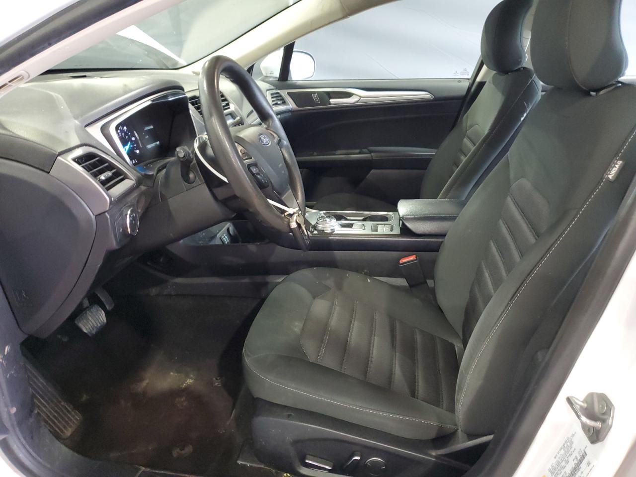2019 FORD FUSION SE photo 13