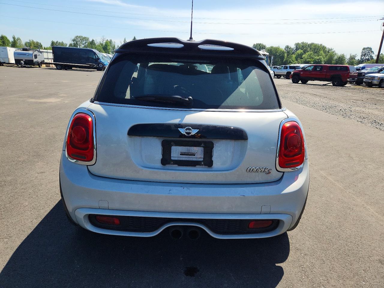 2014 MINI COOPER S photo 16