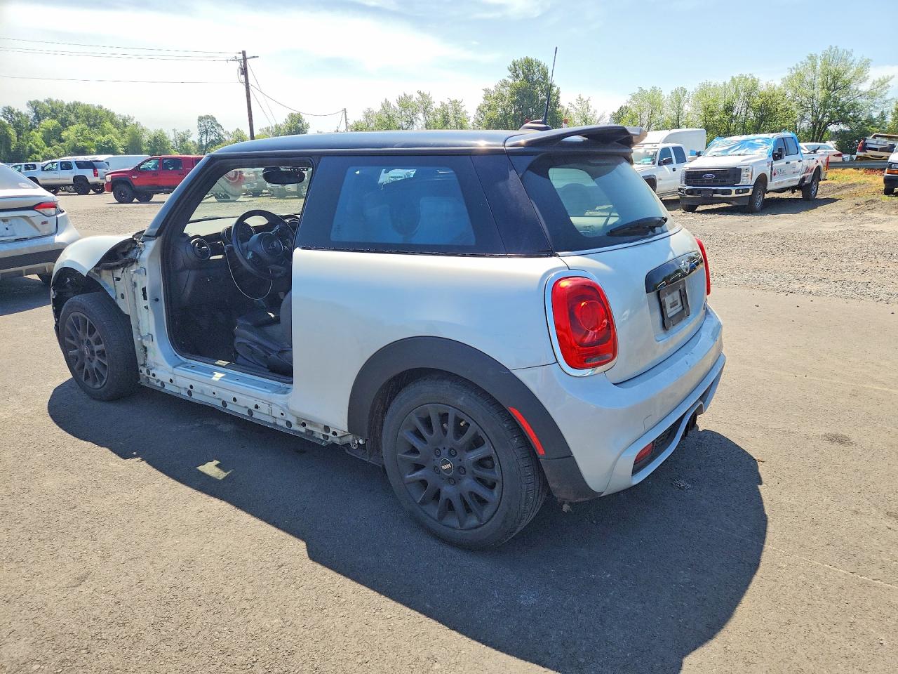 2014 MINI COOPER S photo 4