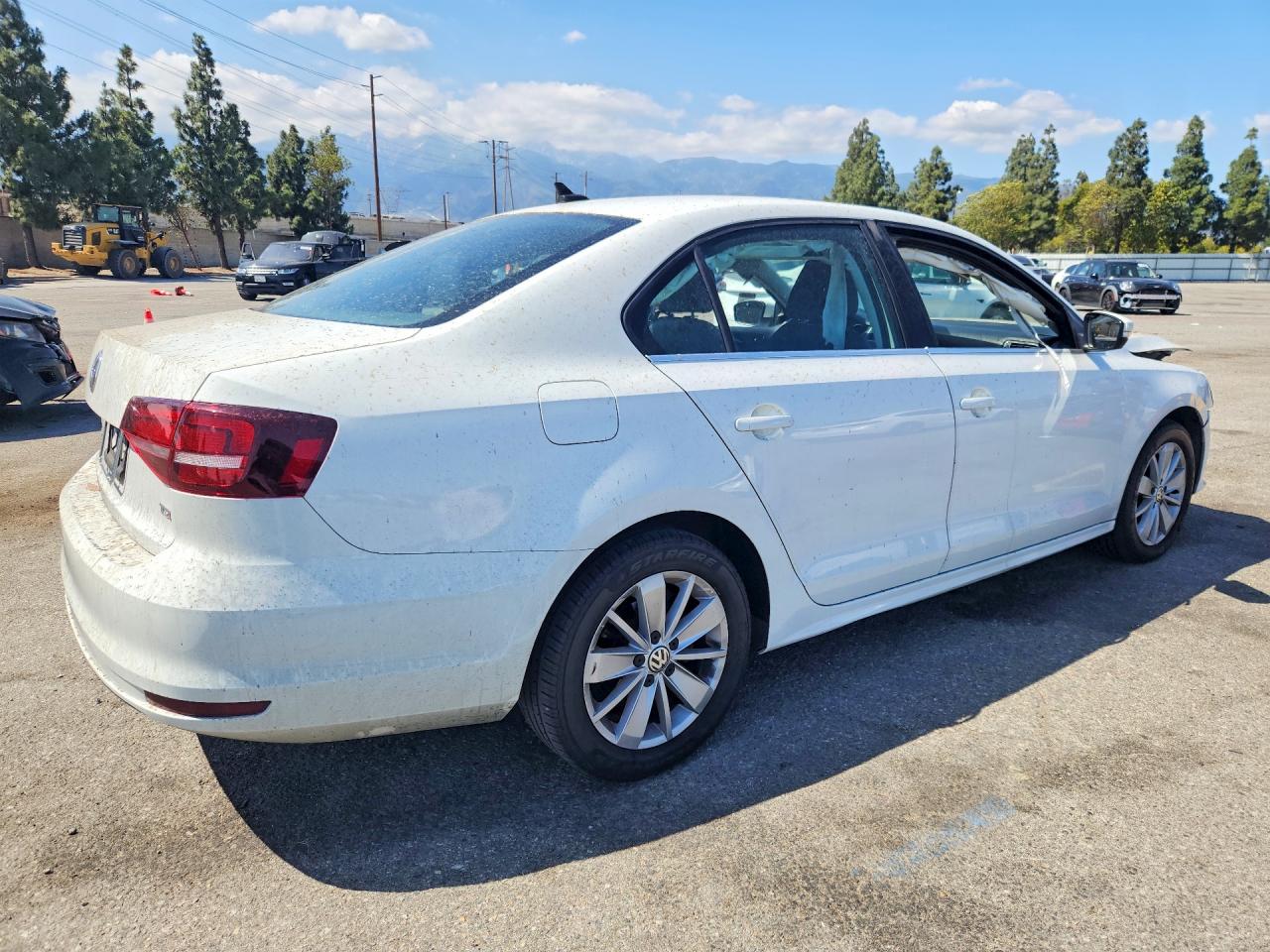 2016 VOLKSWAGEN JETTA SE photo 5