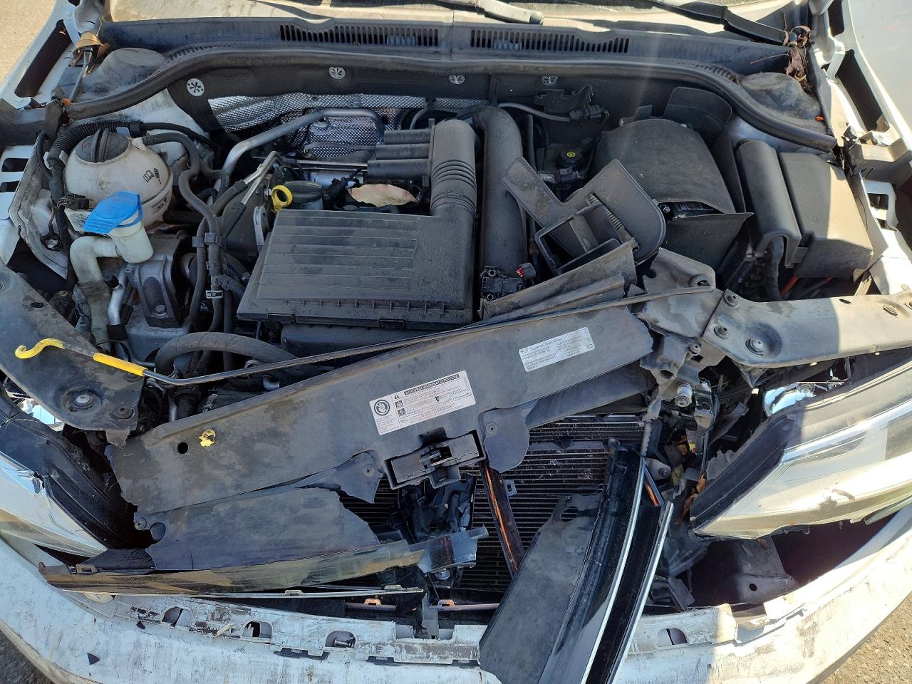 2016 VOLKSWAGEN JETTA SE photo 21