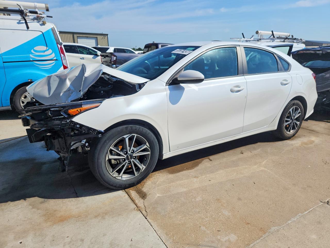 2023 KIA FORTE