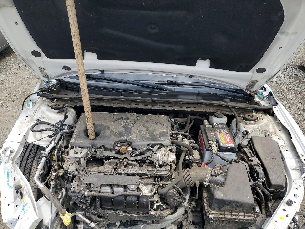 2021 TOYOTA CAMRY SE photo 31