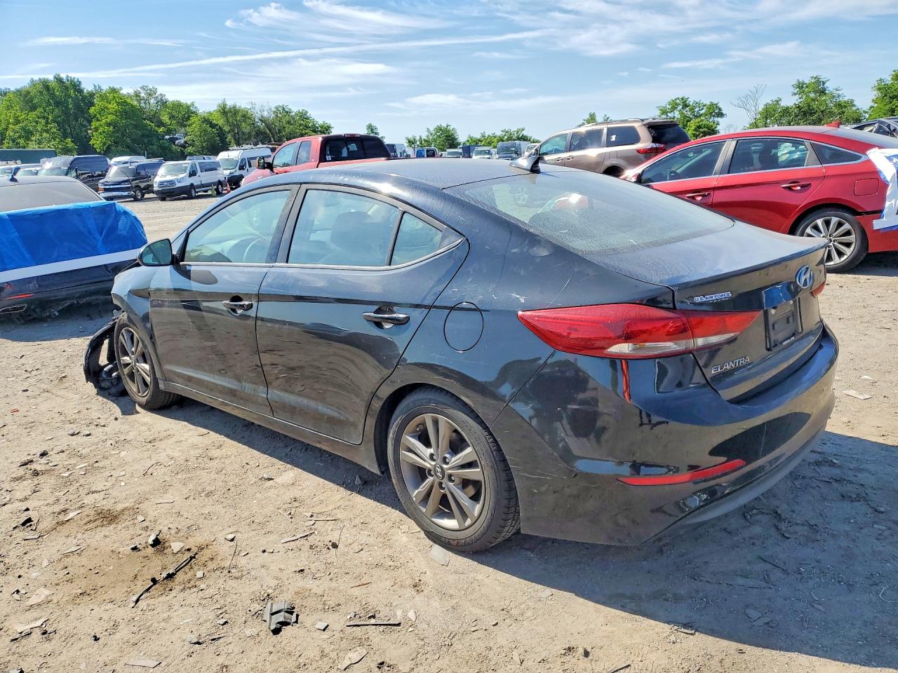 2018 HYUNDAI ELANTRA VALUE EDITION photo 3