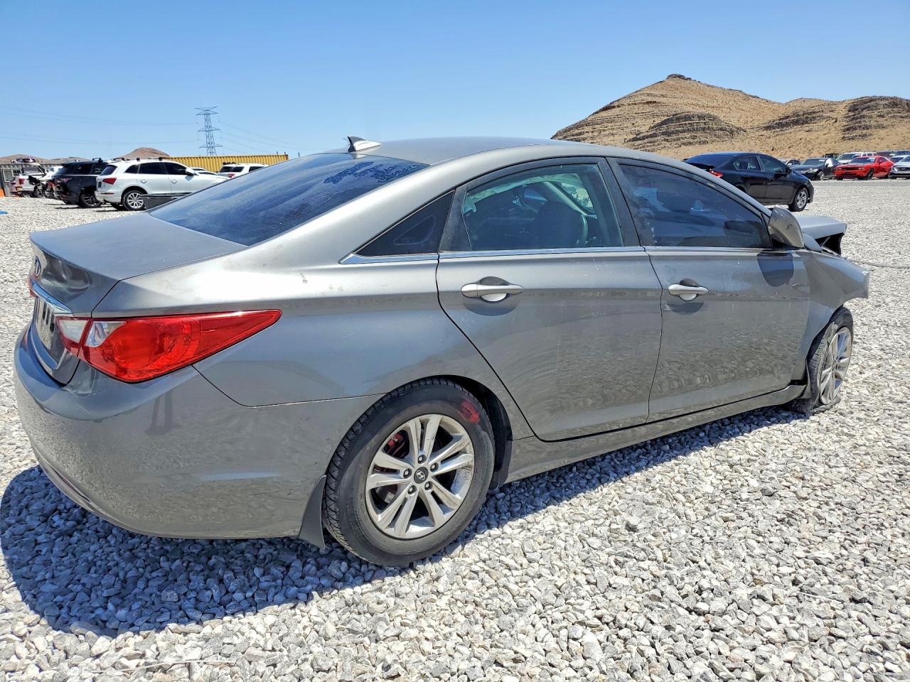 2013 HYUNDAI SONATA GLS photo 3