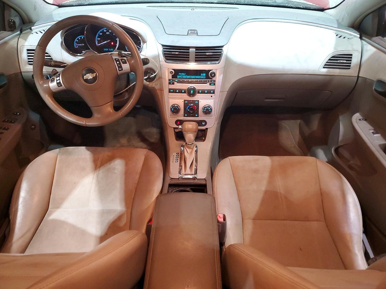 2009 CHEVROLET MALIBU 2LT photo 8