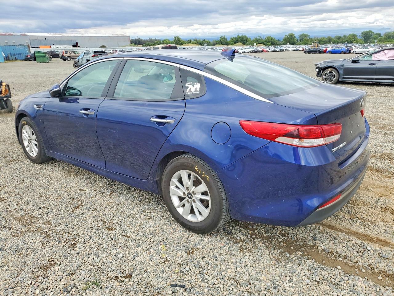 2018 KIA OPTIMA LX photo 2