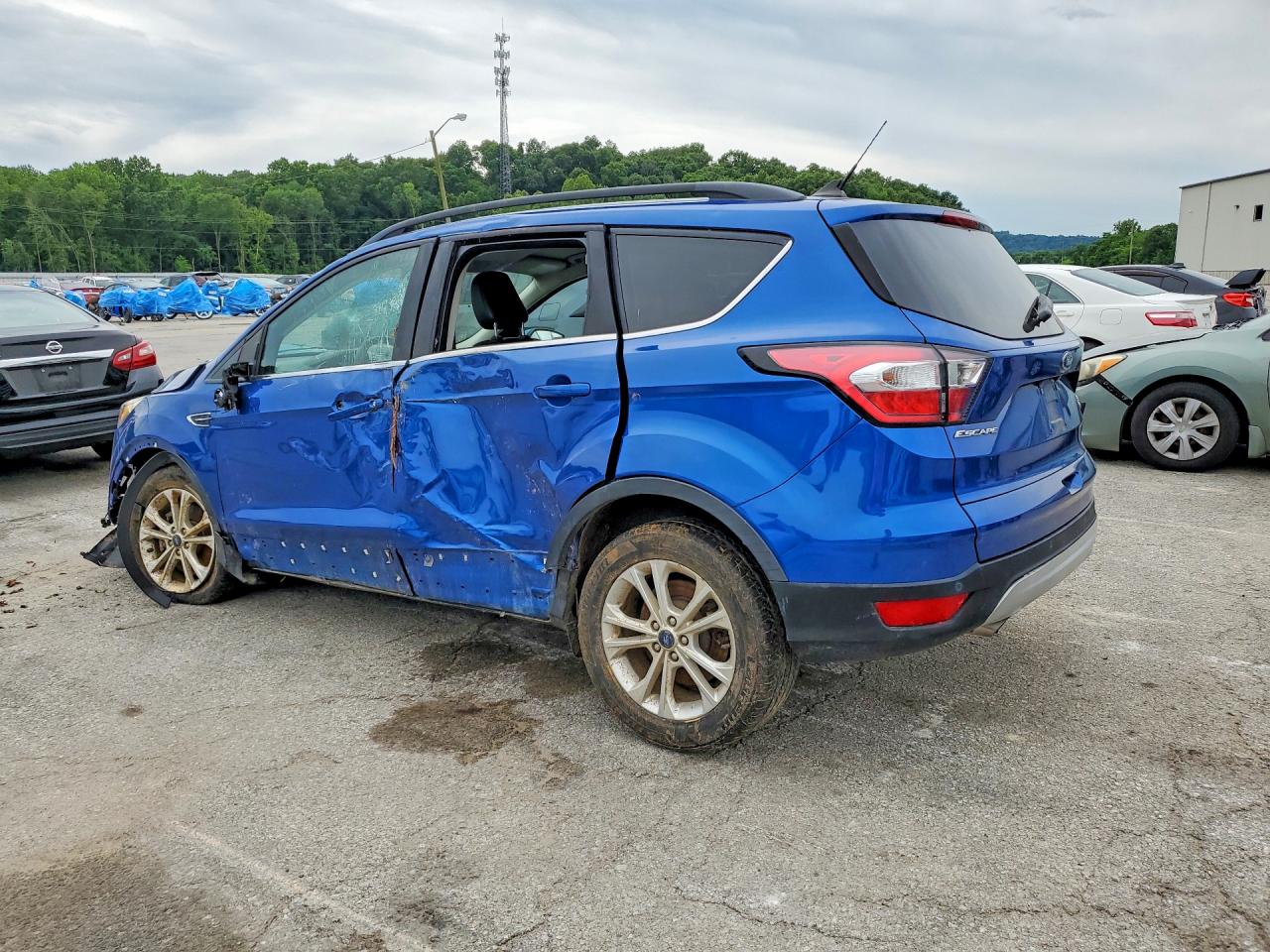 2018 FORD ESCAPE SEL photo 3