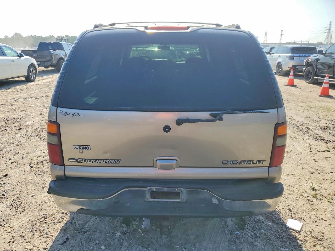 2002 CHEVROLET SUBURBAN C1500 photo 11