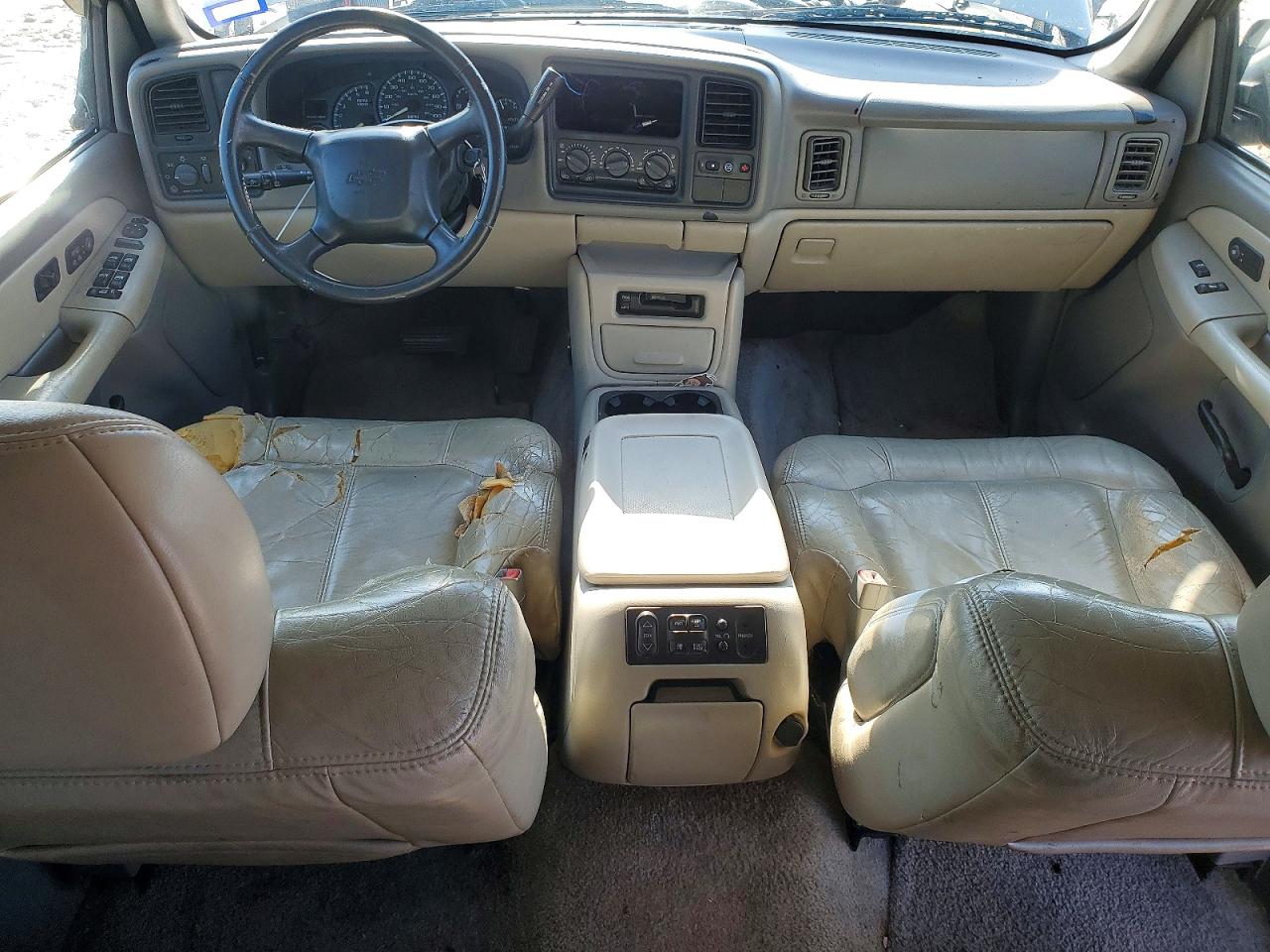 2002 CHEVROLET SUBURBAN C1500 photo 15