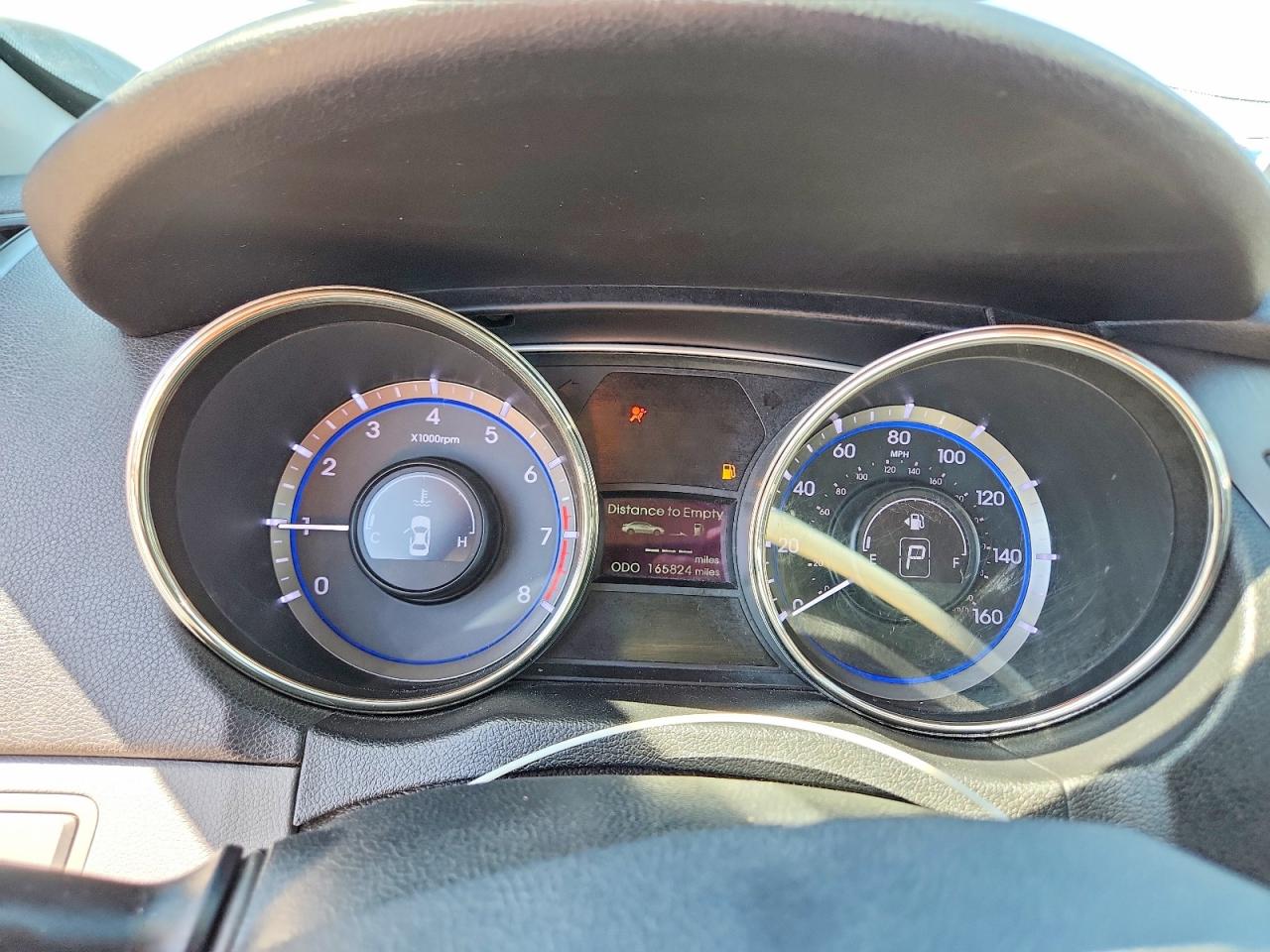 2011 HYUNDAI SONATA GLS photo 17