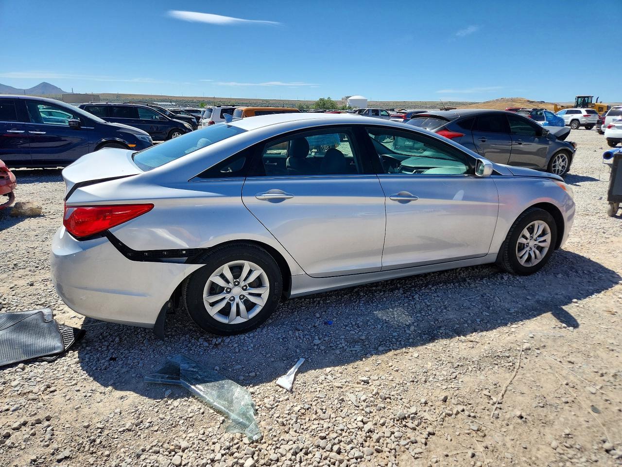 2011 HYUNDAI SONATA GLS photo 5