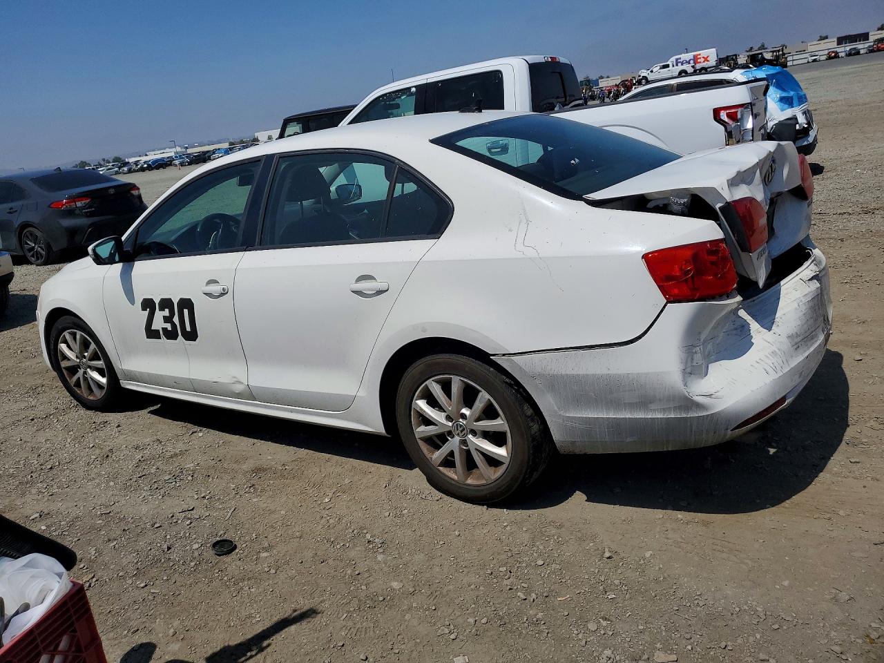 2012 VOLKSWAGEN JETTA SE photo 4