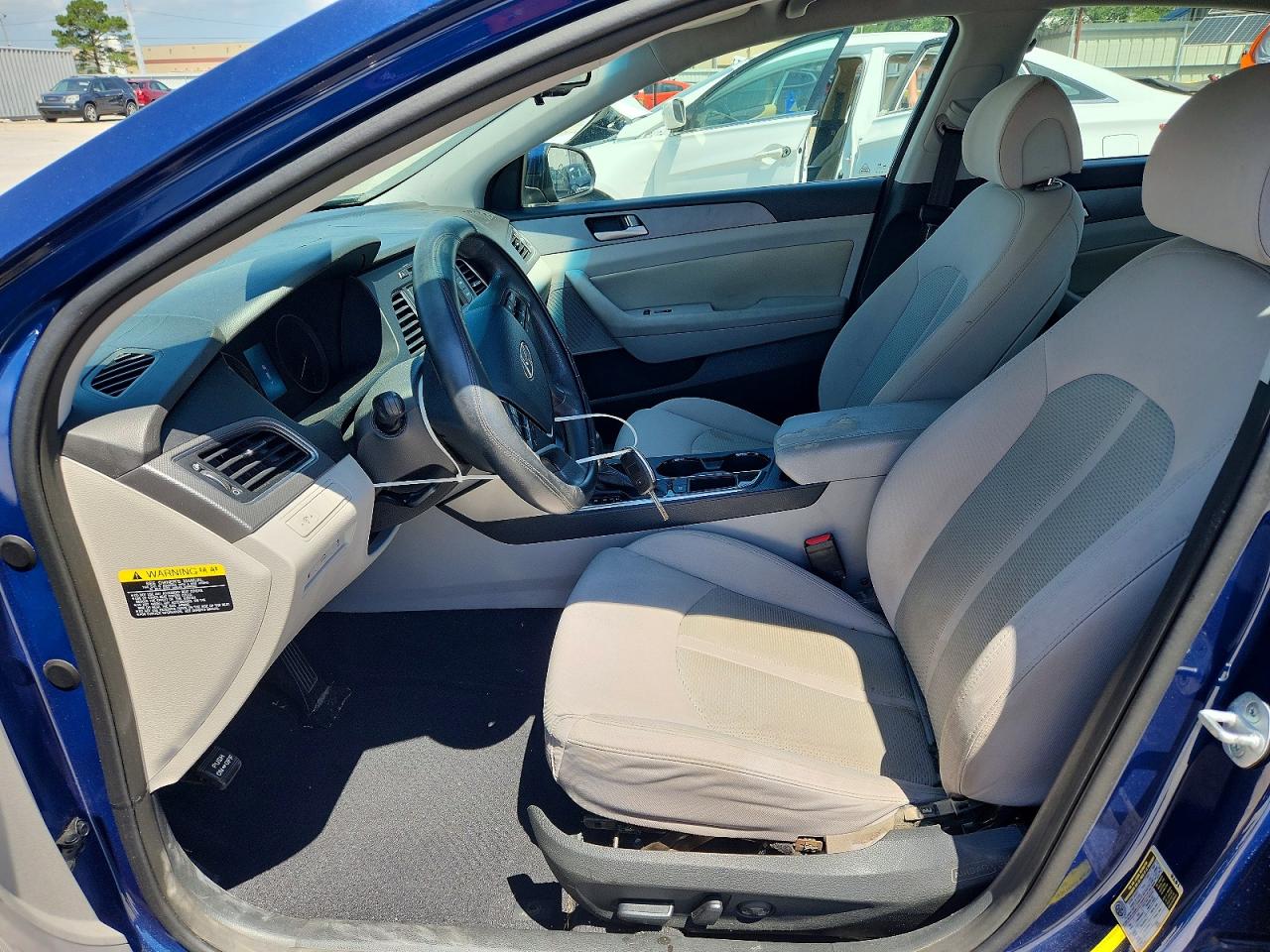 2015 HYUNDAI SONATA SE photo 13