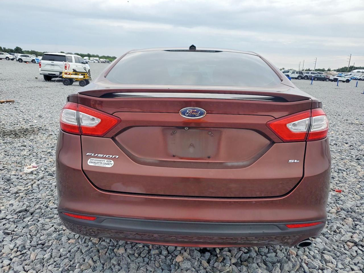 2015 FORD FUSION SE photo 16