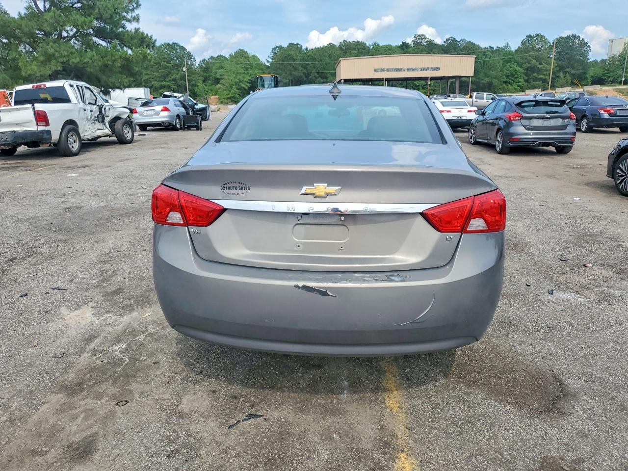 2018 CHEVROLET IMPALA LT photo 16