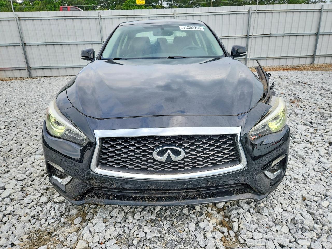 2018 INFINITI Q50 3.0T LUXE photo 9