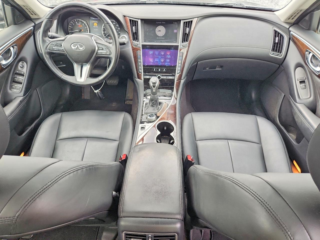 2018 INFINITI Q50 3.0T LUXE photo 15