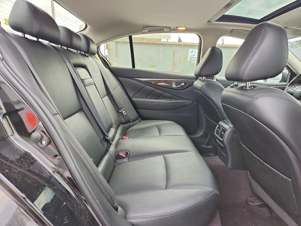 2018 INFINITI Q50 3.0T LUXE photo 19