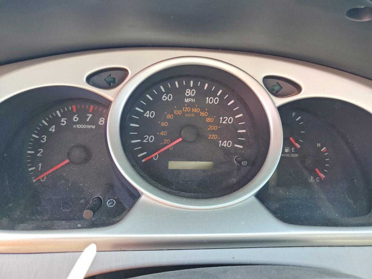 2004 TOYOTA HIGHLANDER BASE photo 9