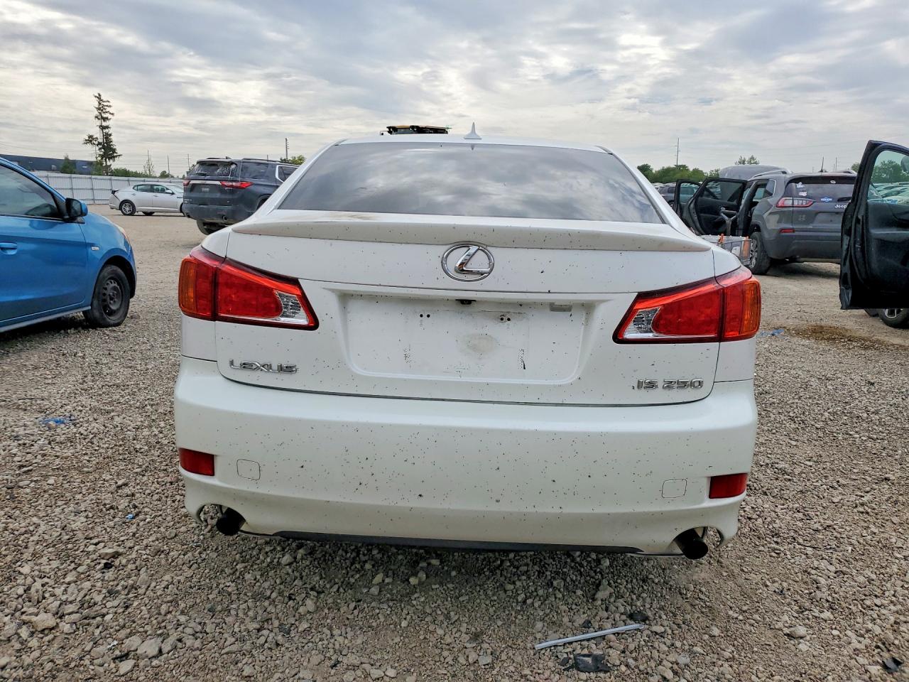 2009 LEXUS IS 250 photo 6