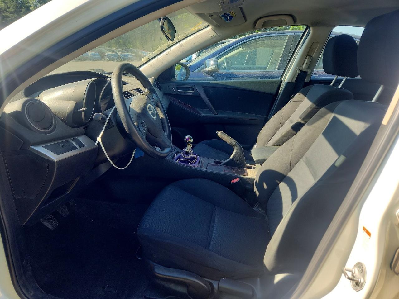 2010 MAZDA 3 I photo 13