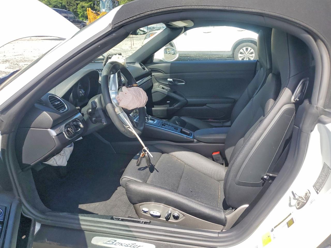 2024 PORSCHE BOXSTER BASE photo 13