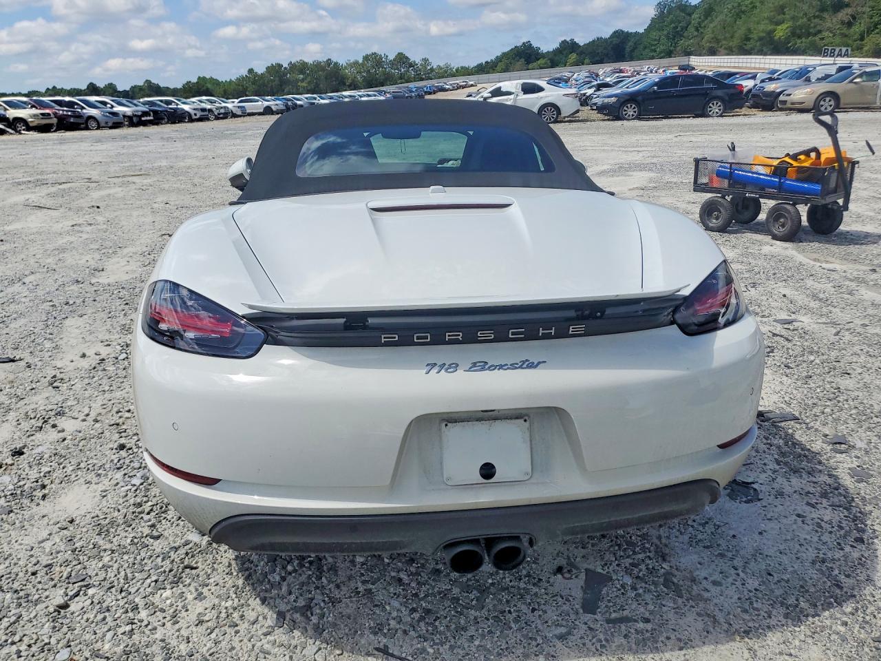 2024 PORSCHE BOXSTER BASE photo 11