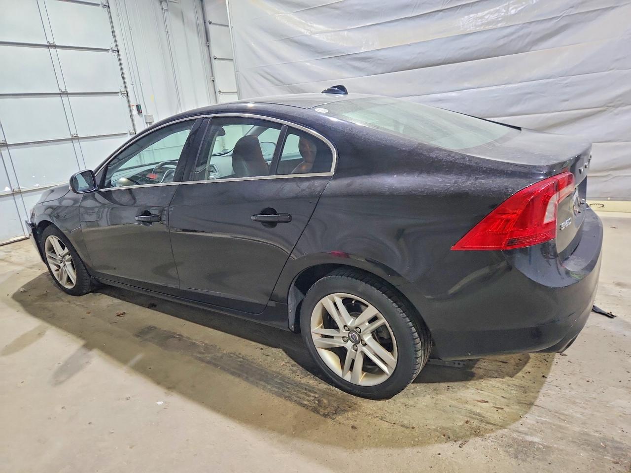 2014 VOLVO S60 T5 photo 3
