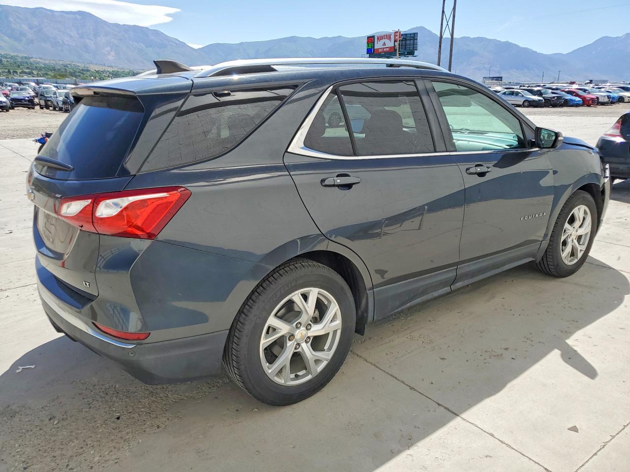 2018 CHEVROLET EQUINOX LT photo 5
