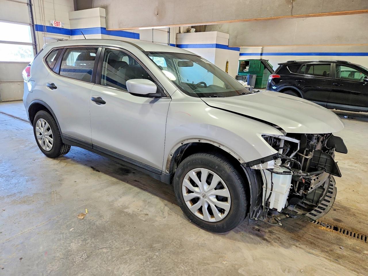 2016 NISSAN ROGUE S photo 7