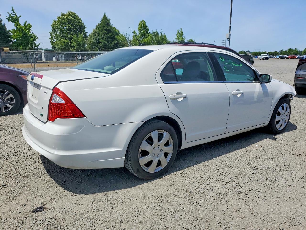 2010 FORD FUSION SE photo 5