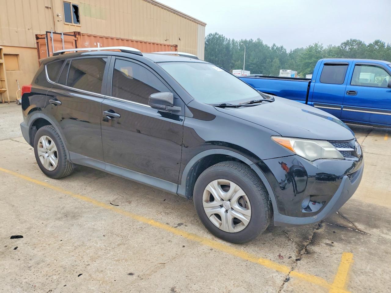 2013 TOYOTA RAV4 LE photo 7