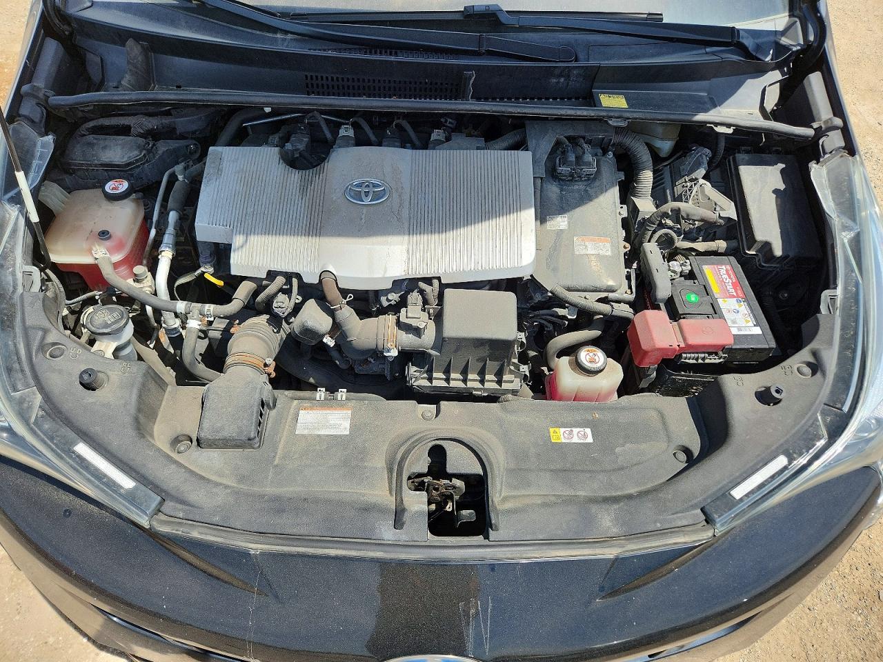 2017 TOYOTA PRIUS TWO photo 31
