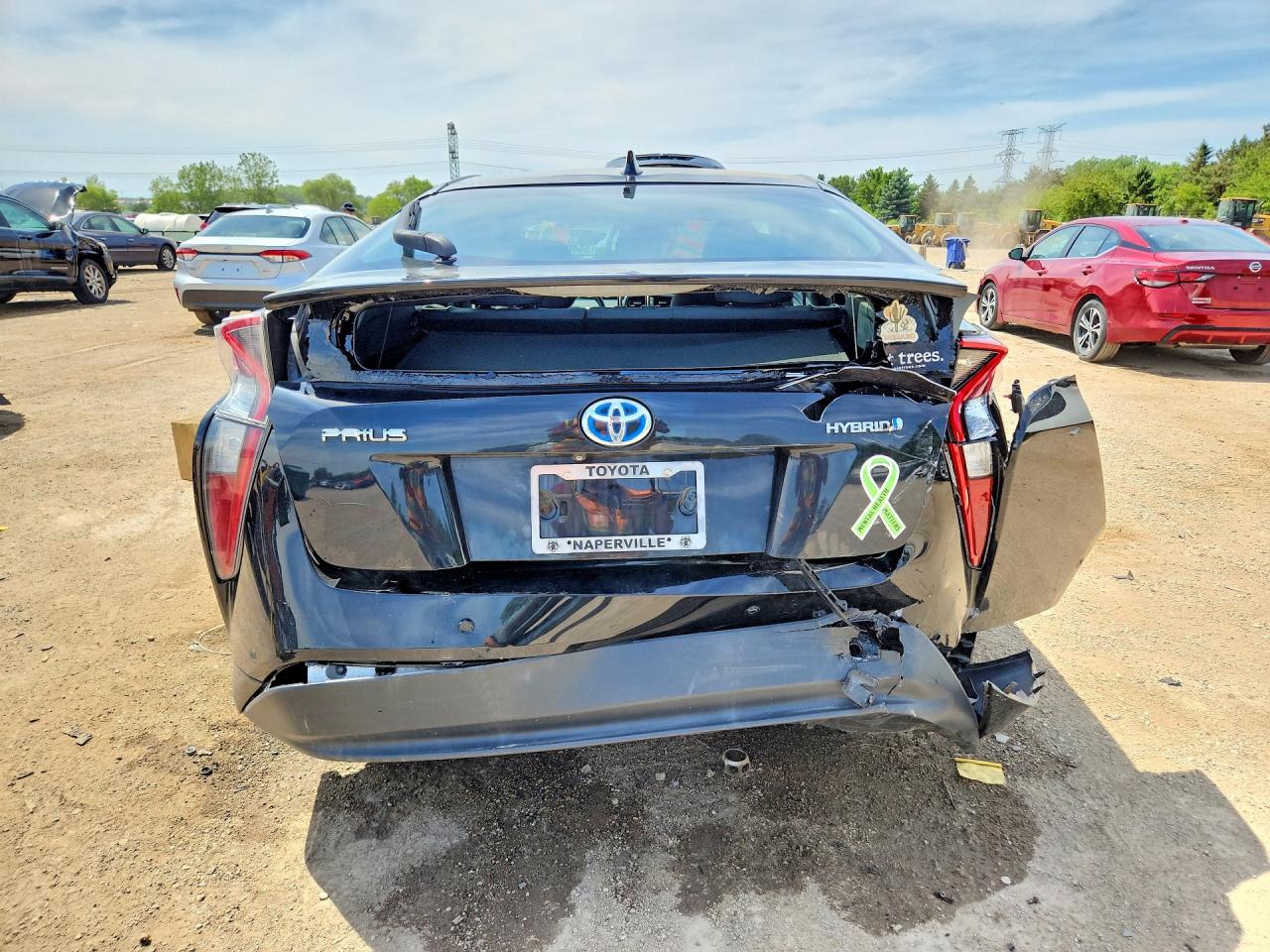 2017 TOYOTA PRIUS TWO photo 16