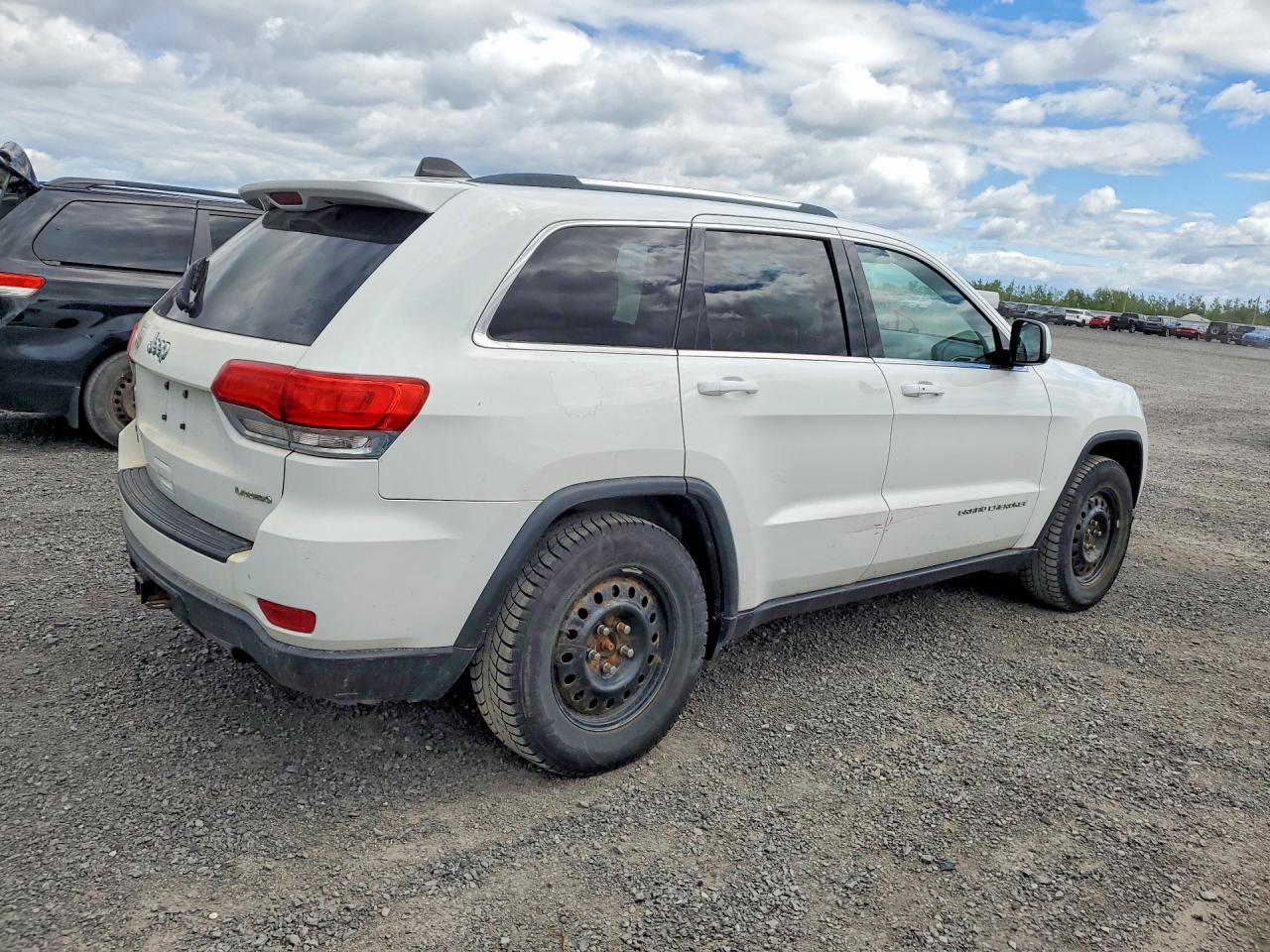 2014 JEEP GRAND CHEROKEE LAREDO photo 5