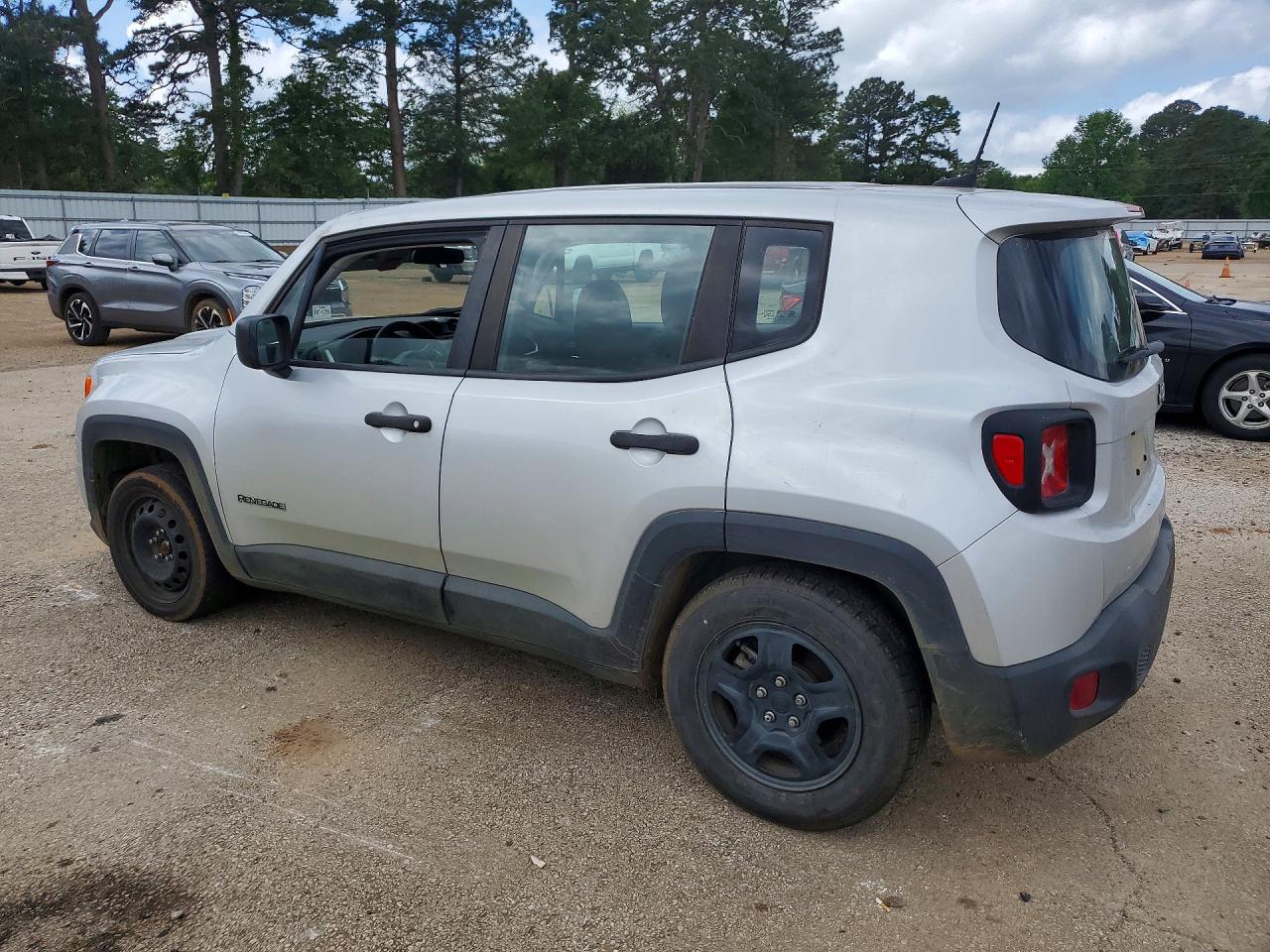 2019 JEEP RENEGADE SPORT photo 2