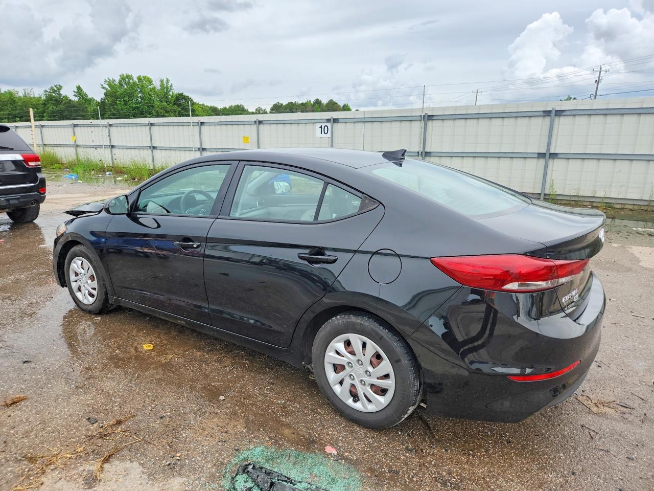 2017 HYUNDAI ELANTRA SE photo 3