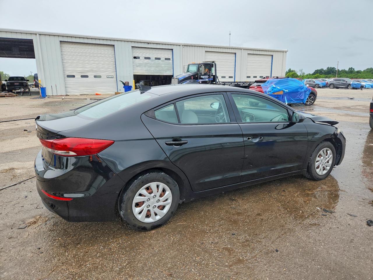 2017 HYUNDAI ELANTRA SE photo 5