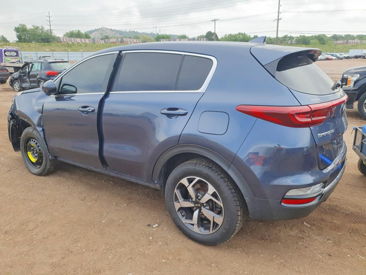 2021 KIA SPORTAGE LX photo 2