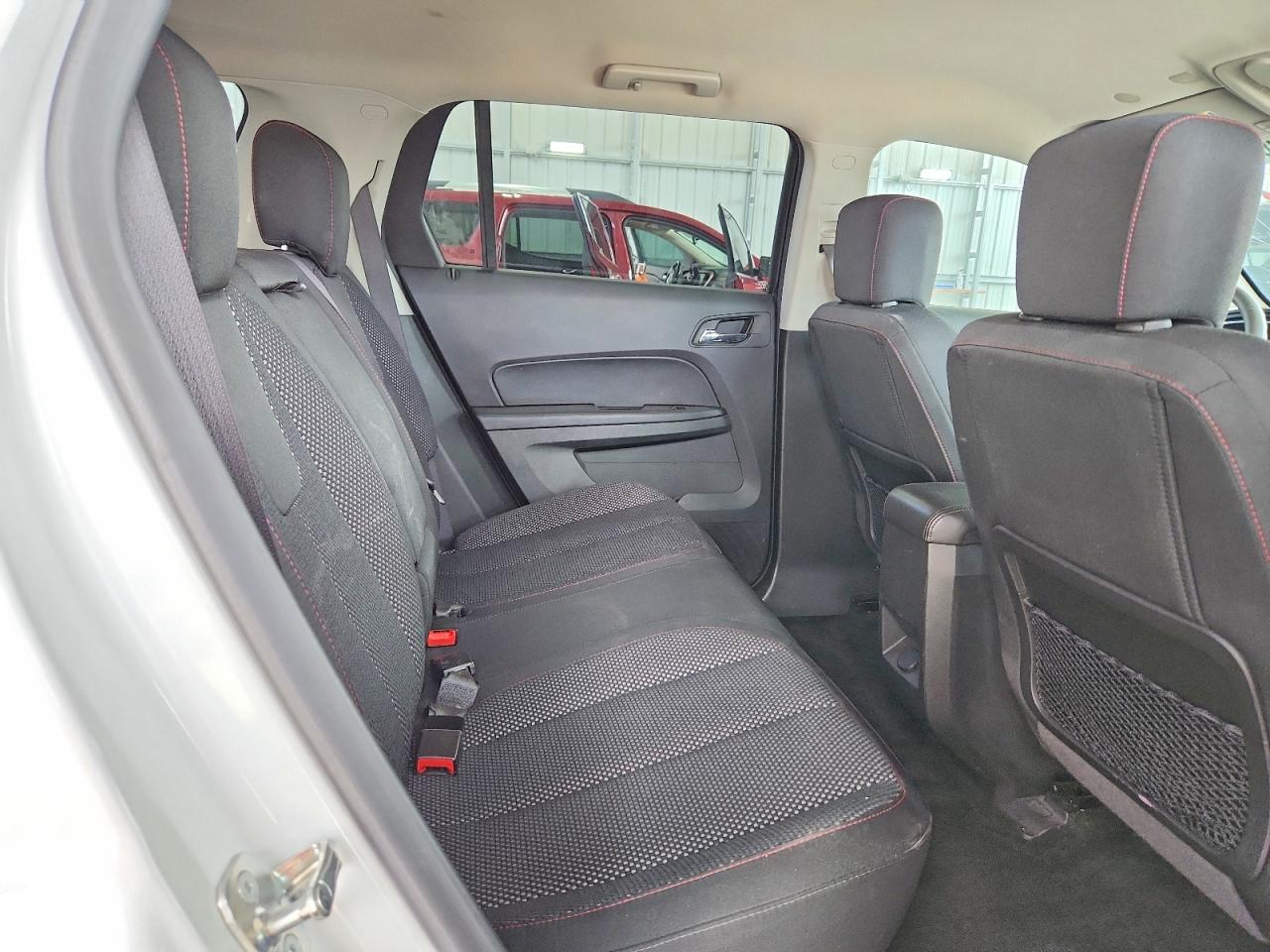 2017 GMC TERRAIN photo 19