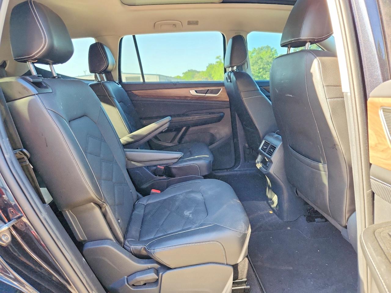 2024 VOLKSWAGEN ATLAS SE photo 21